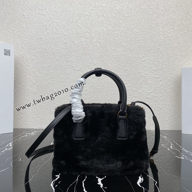 Prada專櫃新款山羊毛迷你殺手包 1BA906 普拉達Galleria迷你手袋手提女包 csp1523